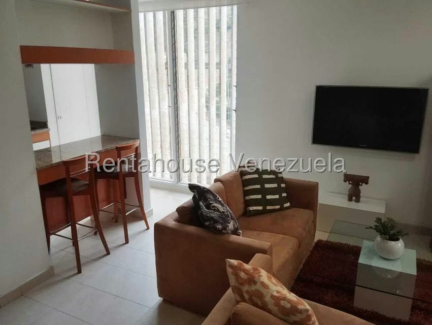 Apartamento (1 Nivel) en Alquiler en Lomas de Las Mercedes, Distrito Metropolitano - 12