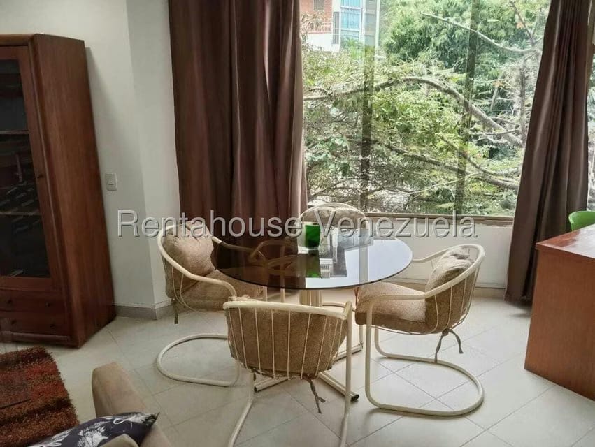 Apartamento (1 Nivel) en Alquiler en Lomas de Las Mercedes, Distrito Metropolitano - 13