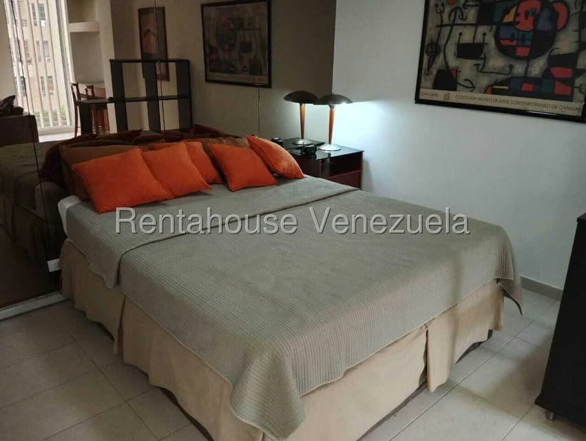 Apartamento (1 Nivel) en Alquiler en Lomas de Las Mercedes, Distrito Metropolitano - 19