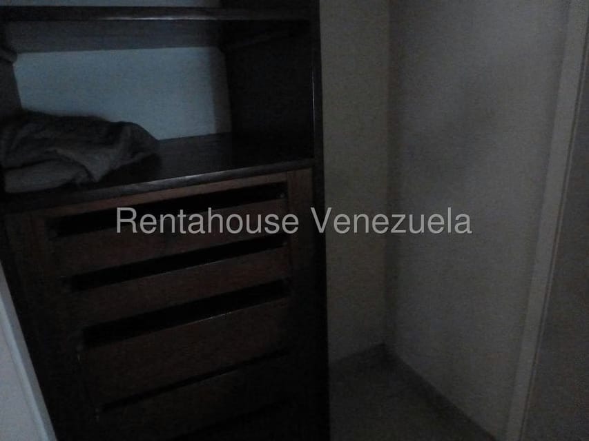 Apartamento (1 Nivel) en Alquiler en Lomas de Las Mercedes, Distrito Metropolitano - 22