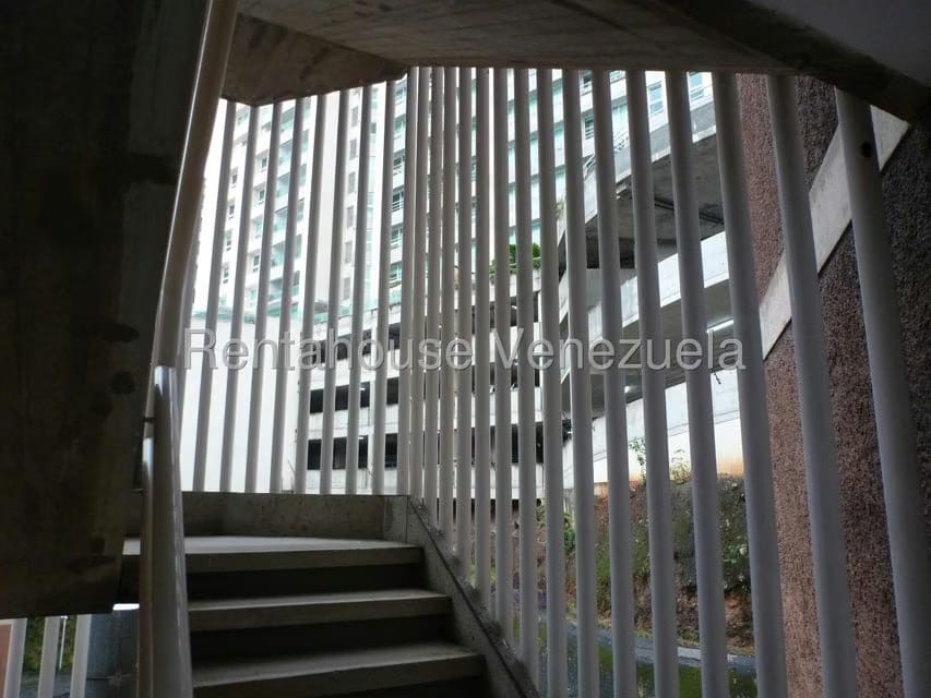Apartamento (1 Nivel) en Alquiler en Lomas de Las Mercedes, Distrito Metropolitano - 26