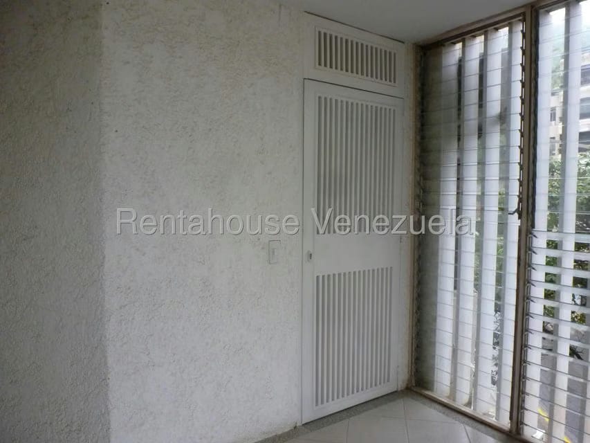 Apartamento (1 Nivel) en Alquiler en Lomas de Las Mercedes, Distrito Metropolitano - 7