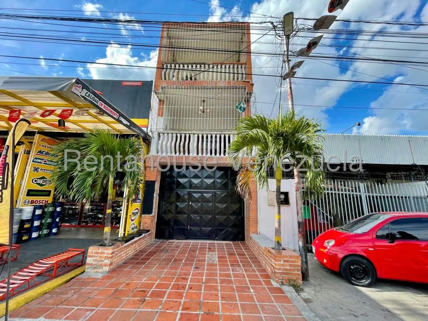 Comercial (Local Comercial) en Alquiler en Zona Oeste, Lara - 12