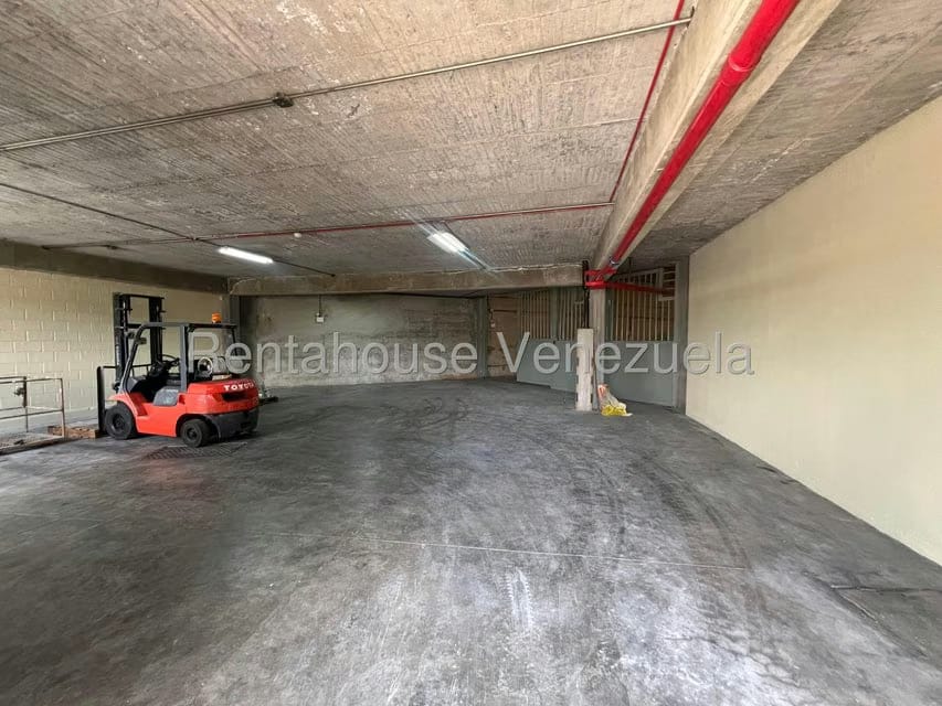 Comercial (Local Comercial) en Alquiler en El Tambor, Miranda - 2