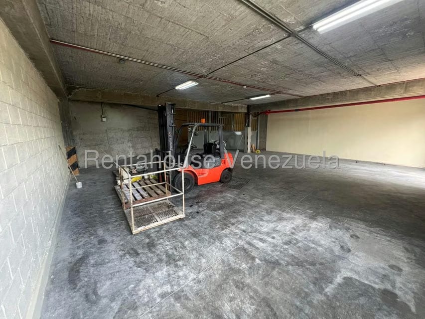 Comercial (Local Comercial) en Alquiler en El Tambor, Miranda - 3