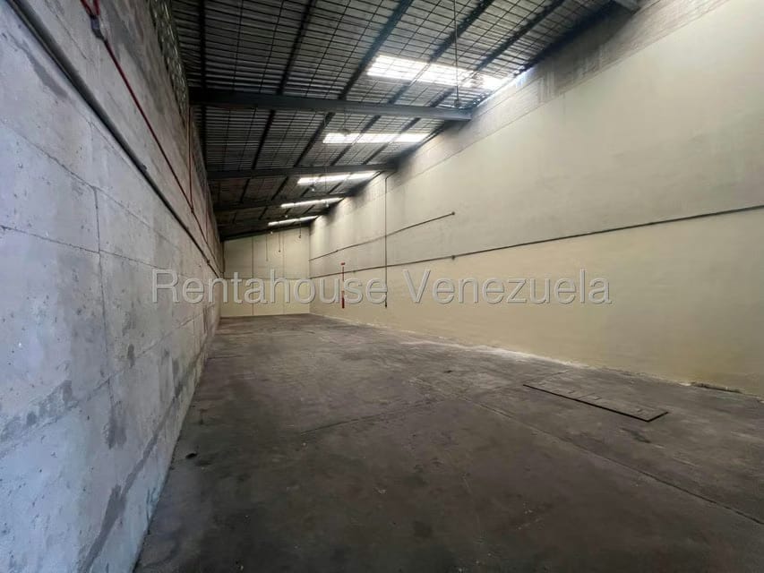 Comercial (Local Comercial) en Alquiler en El Tambor, Miranda - 6
