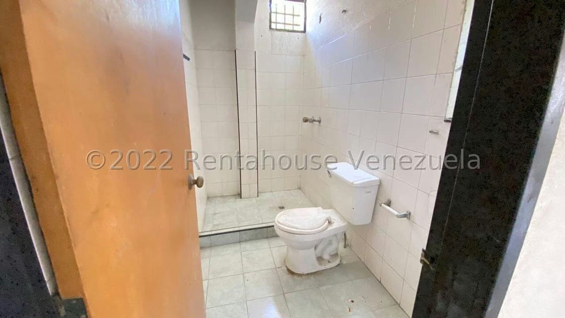 Comercial (Local Comercial) en Venta en Centro, Lara - 24