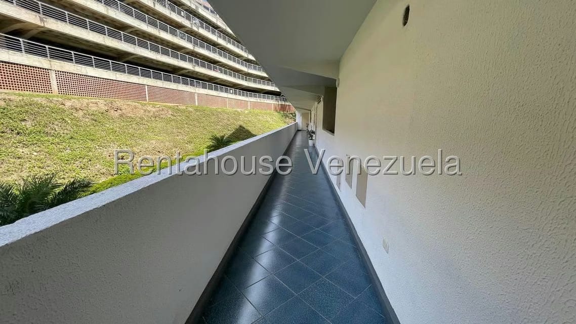 Apartamento (1 Nivel) en Alquiler en El Encantado, Distrito Metropolitano - 2