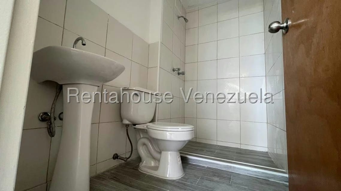 Apartamento (1 Nivel) en Alquiler en El Encantado, Distrito Metropolitano - 15