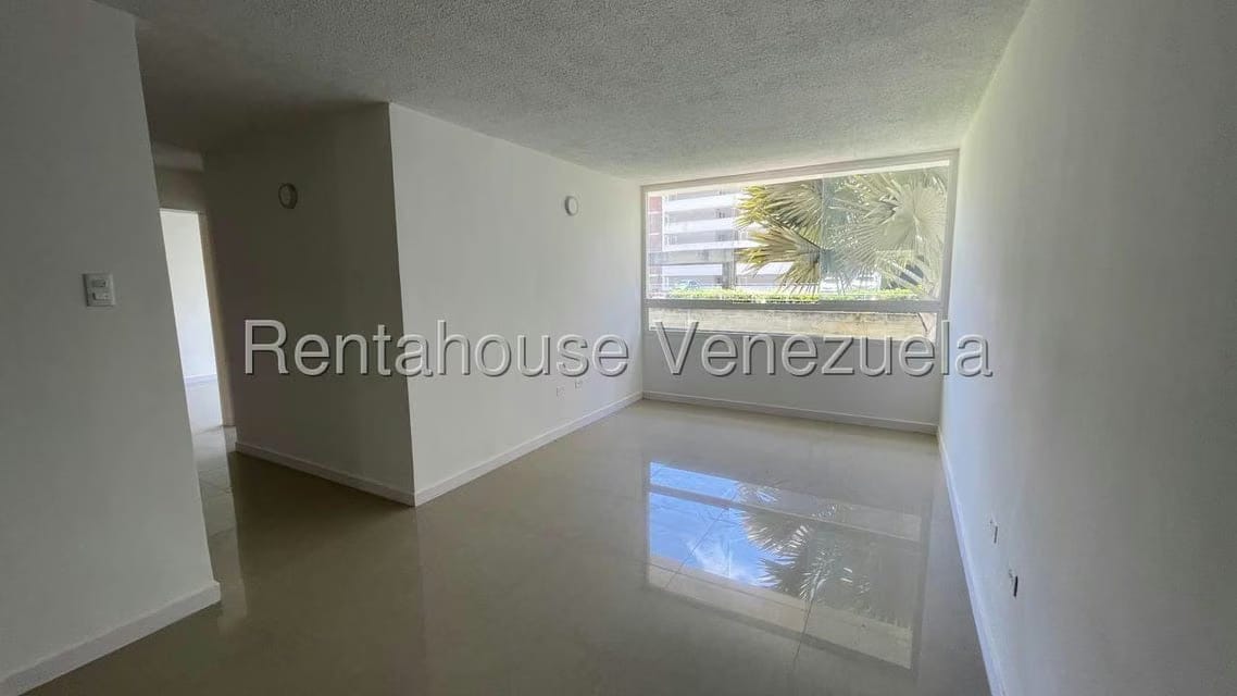 Apartamento (1 Nivel) en Alquiler en El Encantado, Distrito Metropolitano - 3