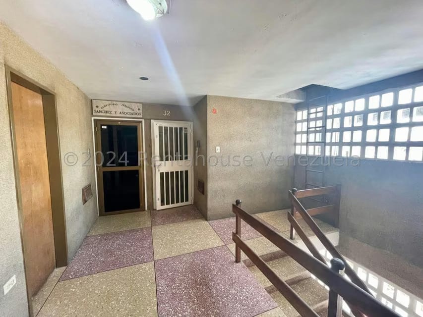 Comercial (Local Comercial) en Alquiler en Centro, Lara - 2