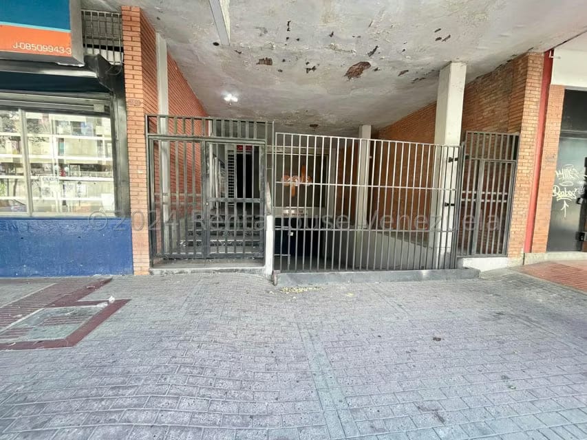 Comercial (Local Comercial) en Alquiler en Centro, Lara - 22