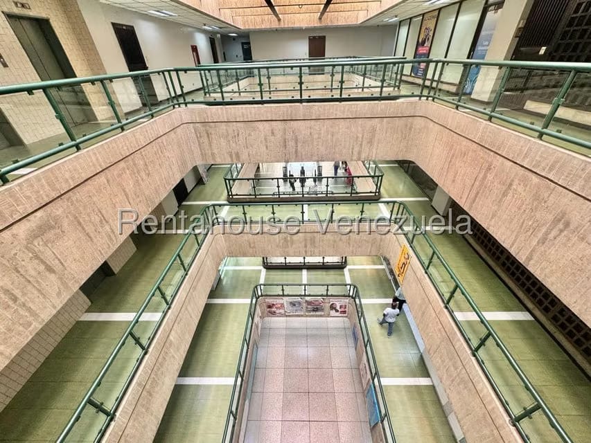 Comercial (Local Comercial) en Venta en Montalban II, Distrito Metropolitano - 12