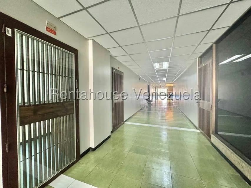 Comercial (Local Comercial) en Venta en Montalban II, Distrito Metropolitano - 16