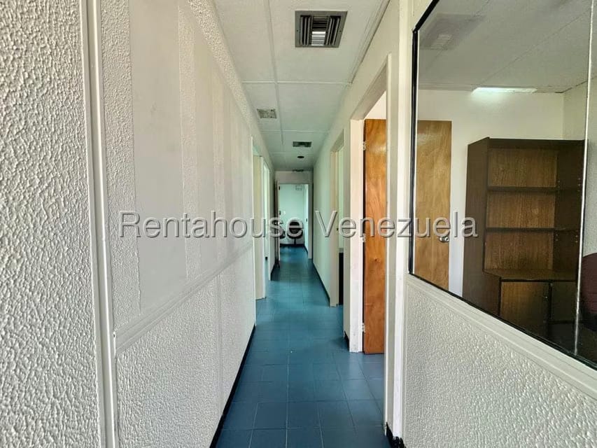 Comercial (Local Comercial) en Venta en Montalban II, Distrito Metropolitano - 26