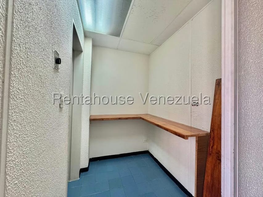 Comercial (Local Comercial) en Venta en Montalban II, Distrito Metropolitano - 28
