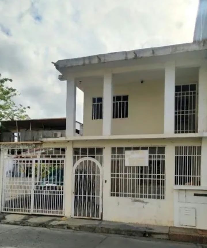 Casa en venta Country Club Buenaventura Guatire