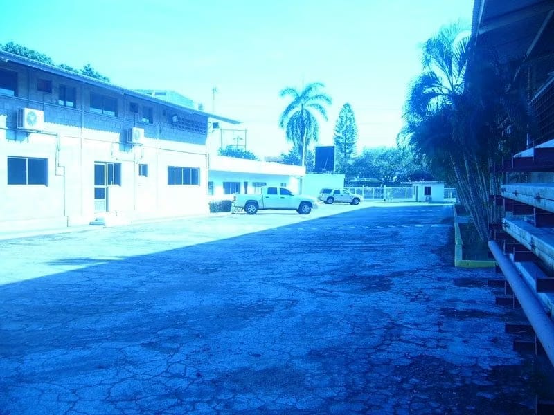 Comercial (Galpon - Deposito) en Venta en Zona Industrial Sur, Zulia - 18