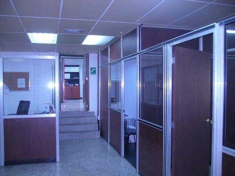 Comercial (Galpon - Deposito) en Venta en Zona Industrial Sur, Zulia - 5