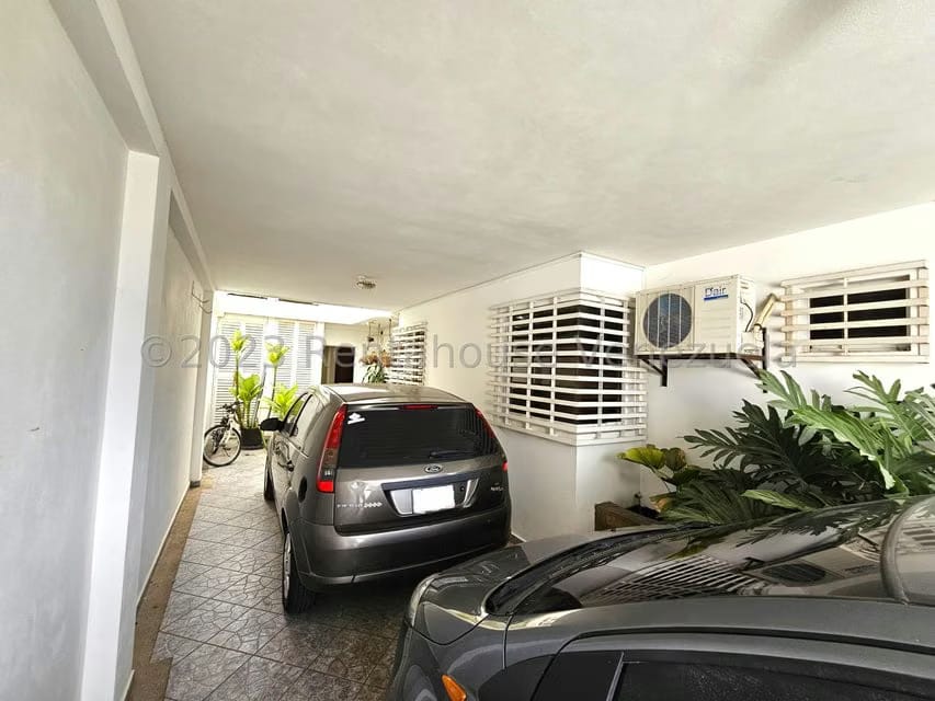 Casa (Duplex) en Venta en Zona Este, Lara - 32