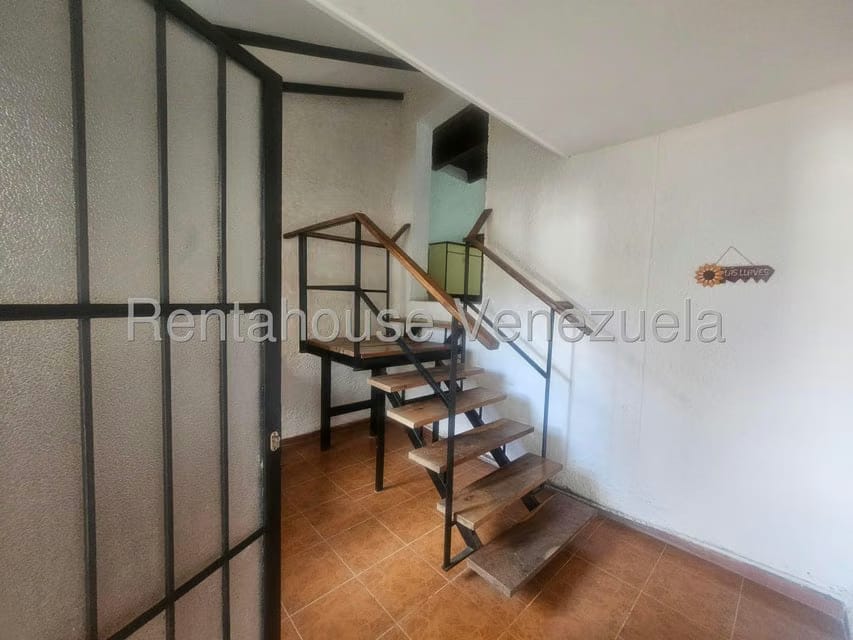 Casa (Colonial) en Venta en Baruta, Distrito Metropolitano - 15