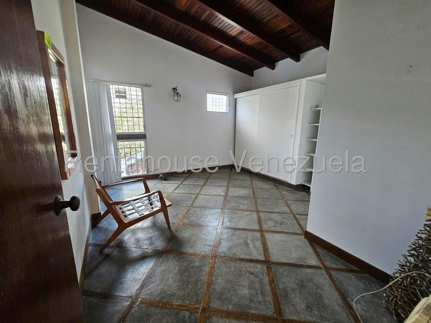 Casa (Colonial) en Venta en Baruta, Distrito Metropolitano - 17