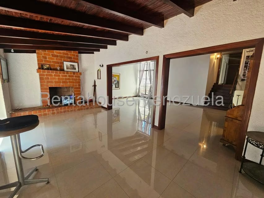 Casa (Colonial) en Venta en Baruta, Distrito Metropolitano - 6