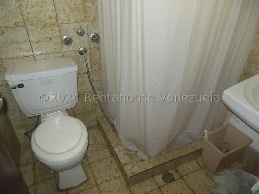 Casa (1 Nivel) en Venta en Alta Florida, Distrito Metropolitano - 29