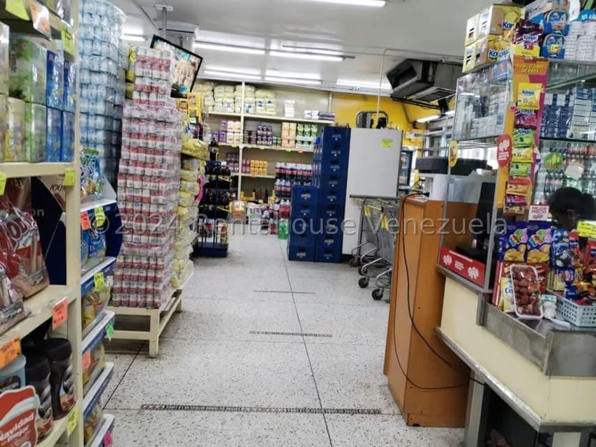 Comercial (Edificio) en Venta en Avenida Bolivar Sur, Carabobo - 3