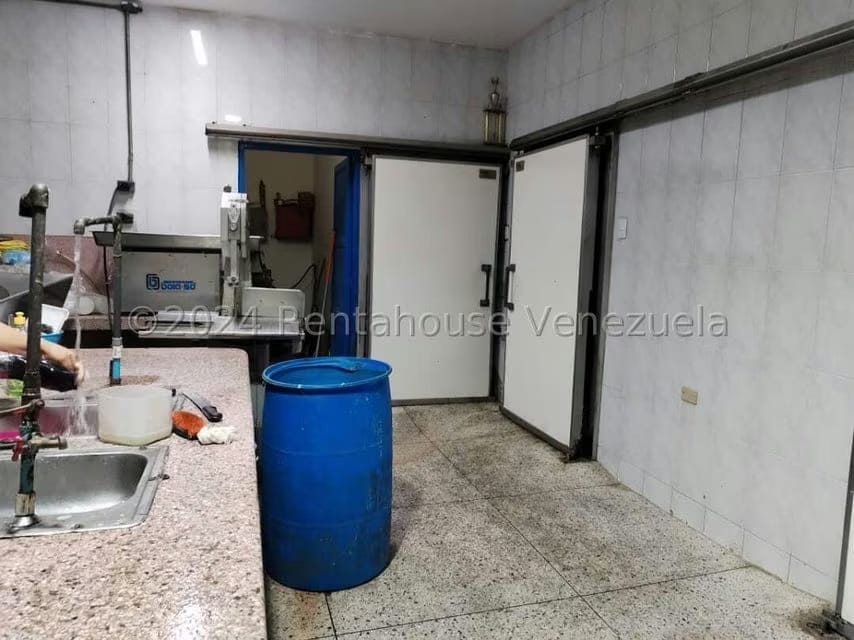 Comercial (Edificio) en Venta en Avenida Bolivar Sur, Carabobo - 22
