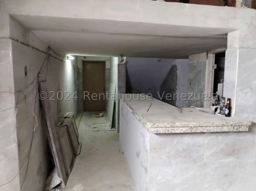 Comercial (Edificio) en Venta en Avenida Bolivar Sur, Carabobo - 30