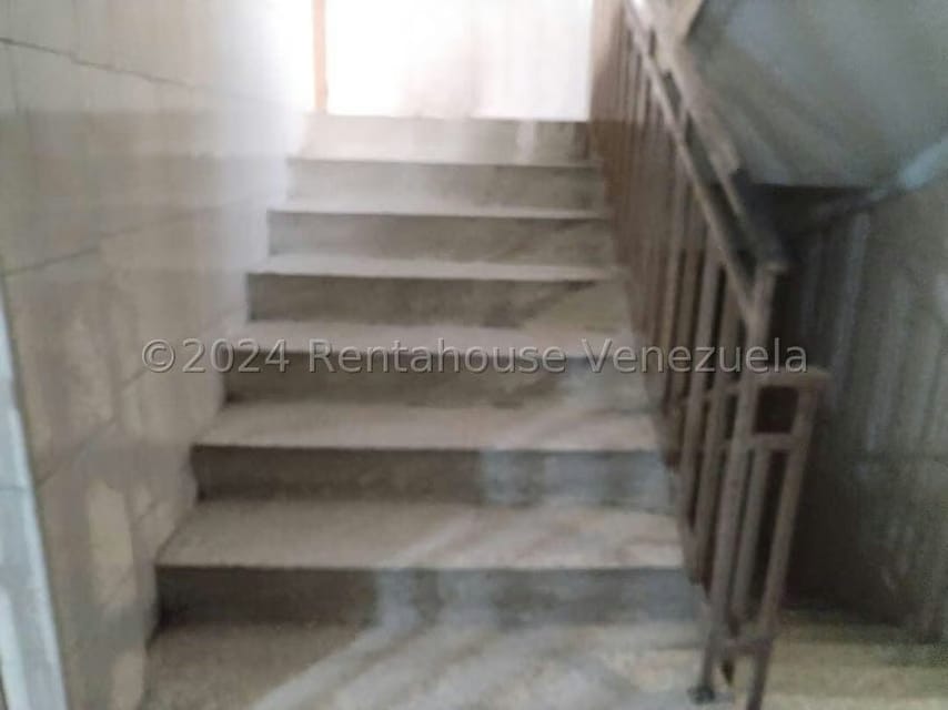 Comercial (Edificio) en Venta en Avenida Bolivar Sur, Carabobo - 34