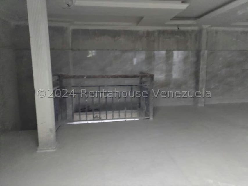 Comercial (Edificio) en Venta en Avenida Bolivar Sur, Carabobo - 36