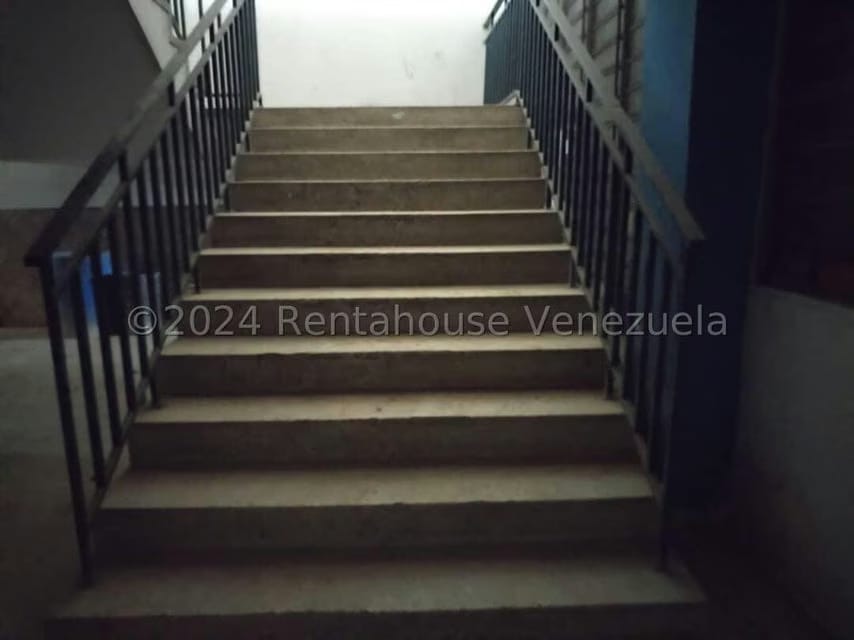 Comercial (Edificio) en Venta en Avenida Bolivar Sur, Carabobo - 42