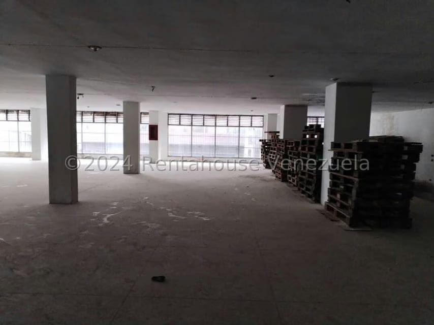 Comercial (Edificio) en Venta en Avenida Bolivar Sur, Carabobo - 44