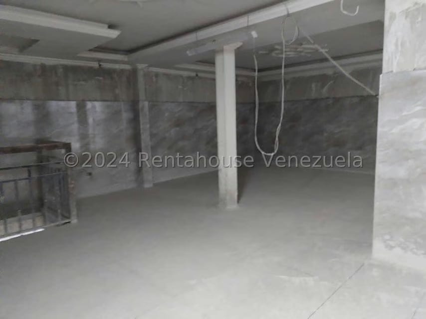 Comercial (Edificio) en Venta en Avenida Bolivar Sur, Carabobo - 45