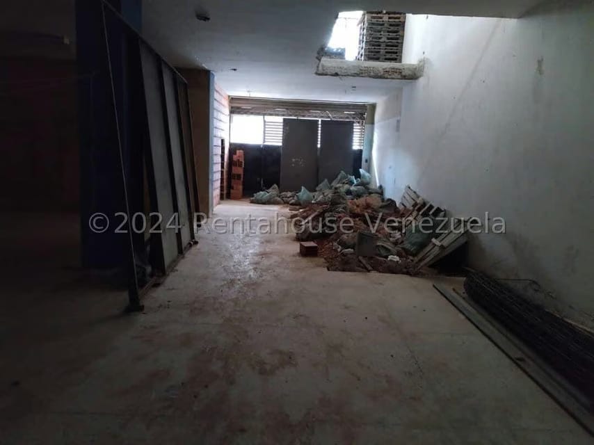 Comercial (Edificio) en Venta en Avenida Bolivar Sur, Carabobo - 57