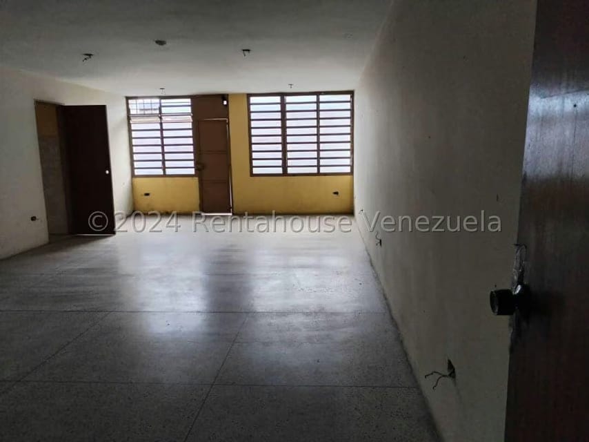Comercial (Edificio) en Venta en Avenida Bolivar Sur, Carabobo - 64