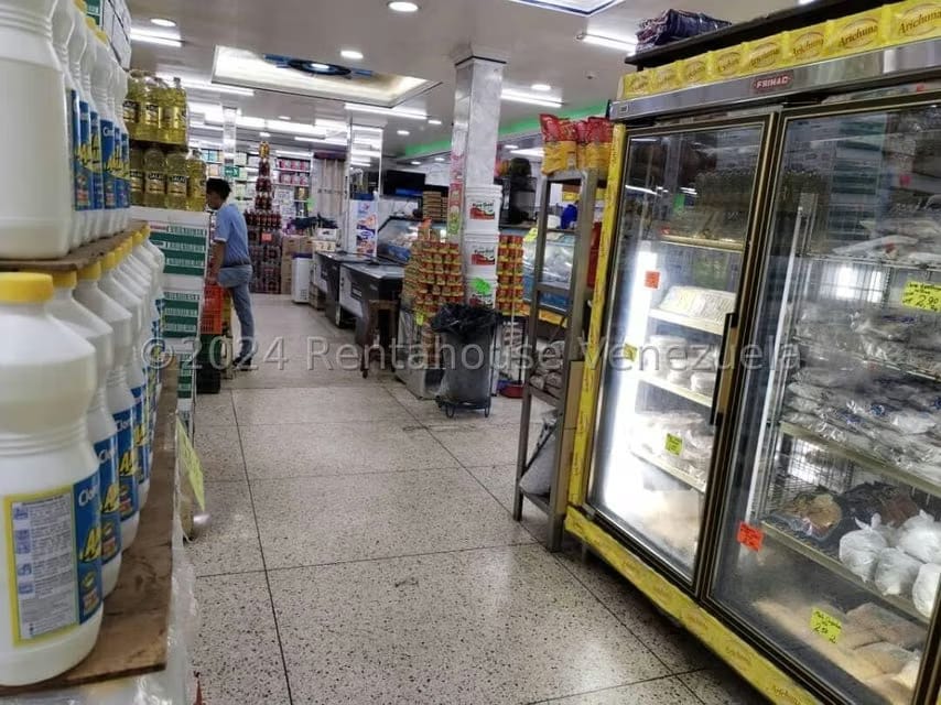 Comercial (Edificio) en Venta en Avenida Bolivar Sur, Carabobo - 9