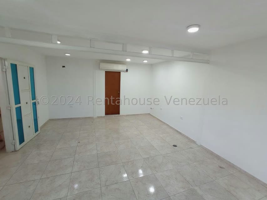 Comercial (Local Comercial) en Alquiler en Centro, Lara - 4