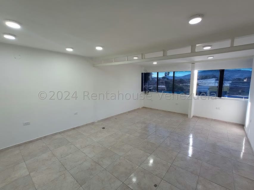 Comercial (Local Comercial) en Alquiler en Centro, Lara - 7