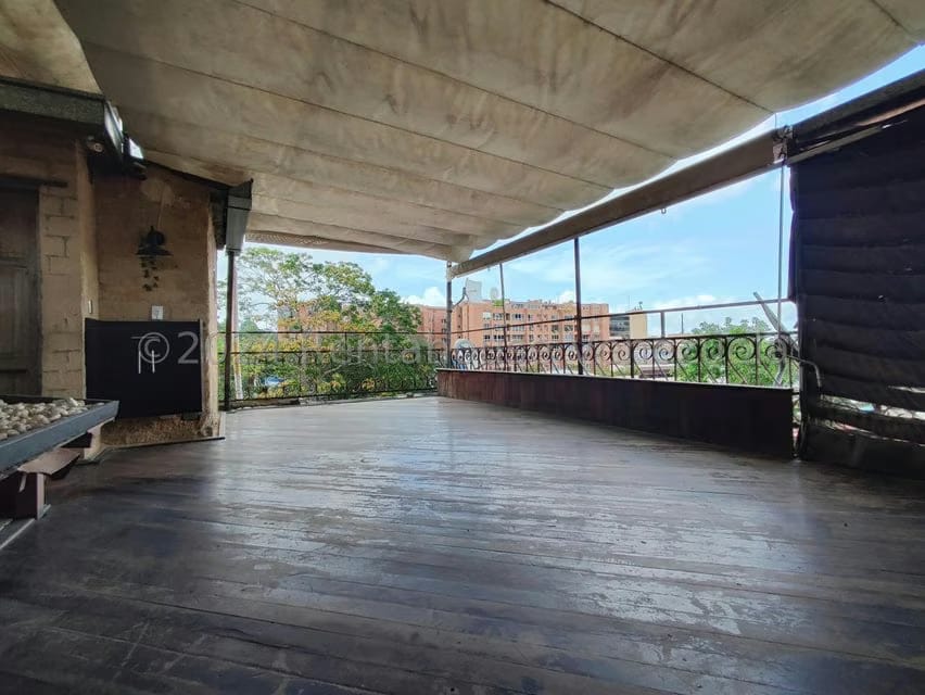 Comercial (Local Comercial) en Alquiler en El Hatillo, Distrito Metropolitano - 12