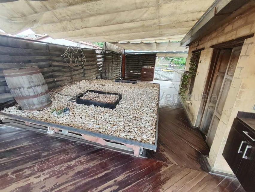 Comercial (Local Comercial) en Alquiler en El Hatillo, Distrito Metropolitano - 15