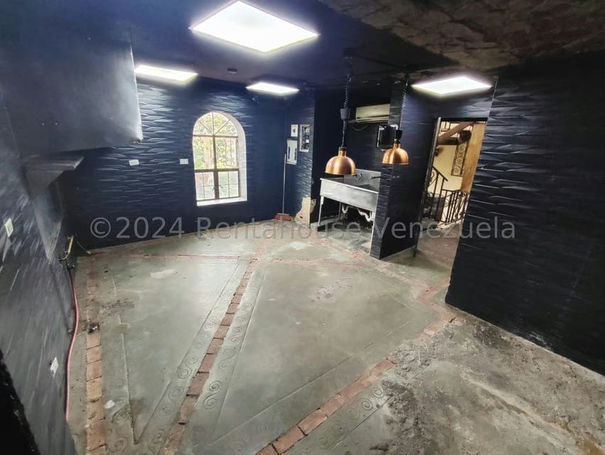 Comercial (Local Comercial) en Alquiler en El Hatillo, Distrito Metropolitano - 27