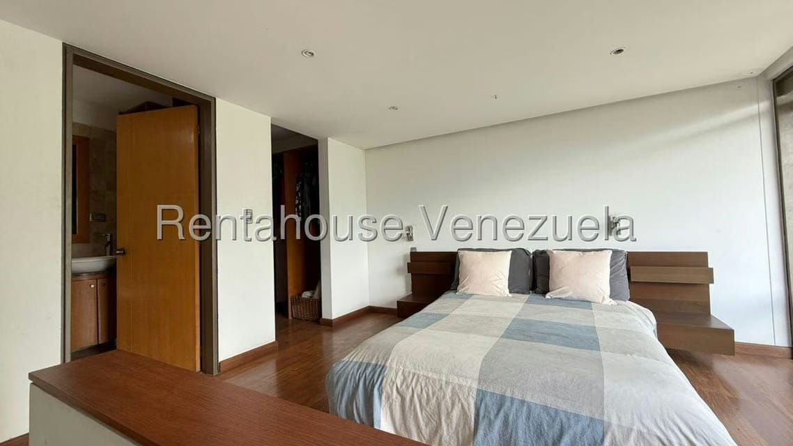 Casa (Contemporaneo) en Venta en Lomas del Mirador, Distrito Metropolitano - 20