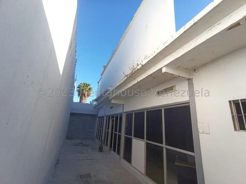 Casa (Duplex) en Venta en El Viñedo, Carabobo - 41