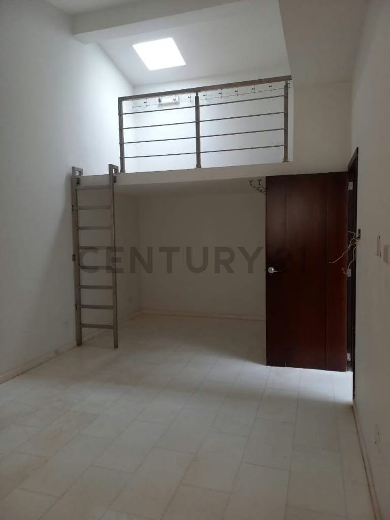 Excliusiva Villa en Av El Milagro Maracaibo - 8