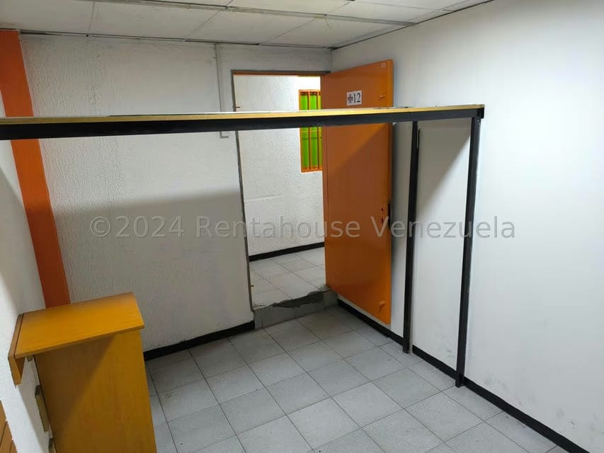Comercial (Oficina) en Alquiler en Parroquia La Candelaria, Distrito Metropolitano - 11