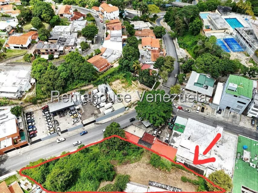 Terreno (Residencial) en Venta en Prados del Este, Distrito Metropolitano - 2