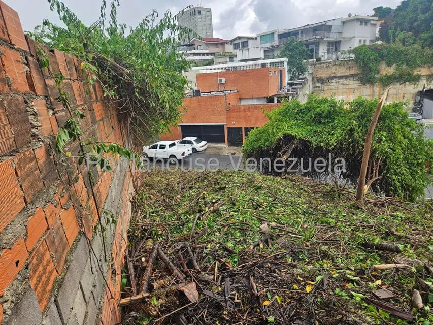 Terreno (Residencial) en Venta en Prados del Este, Distrito Metropolitano - 22